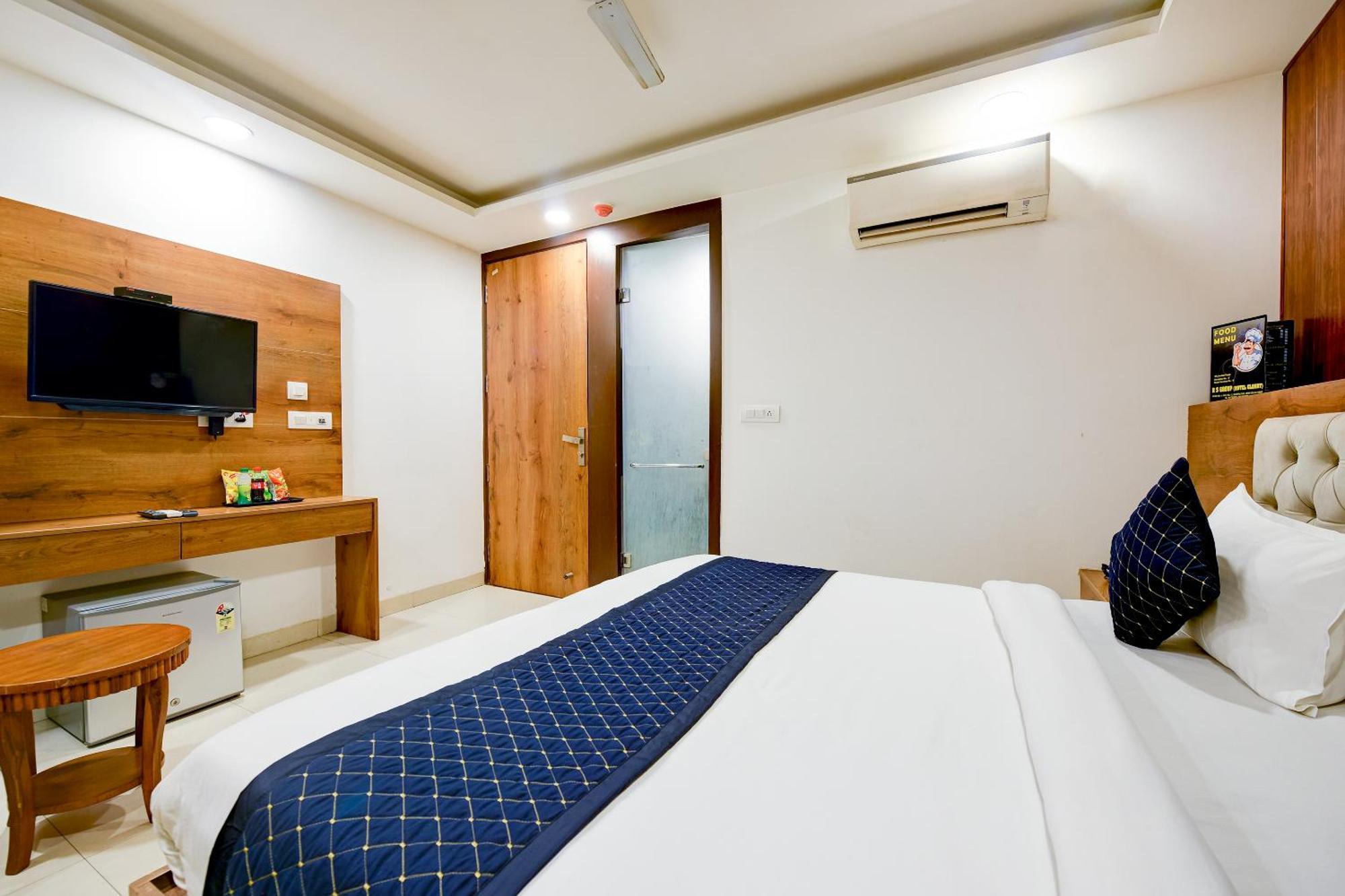 Hotel Grand Qubic Near Delhi Airport Νέο Δελχί Εξωτερικό φωτογραφία